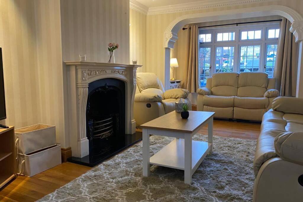 Comfy Home- Coley Park Рединг Екстериор снимка