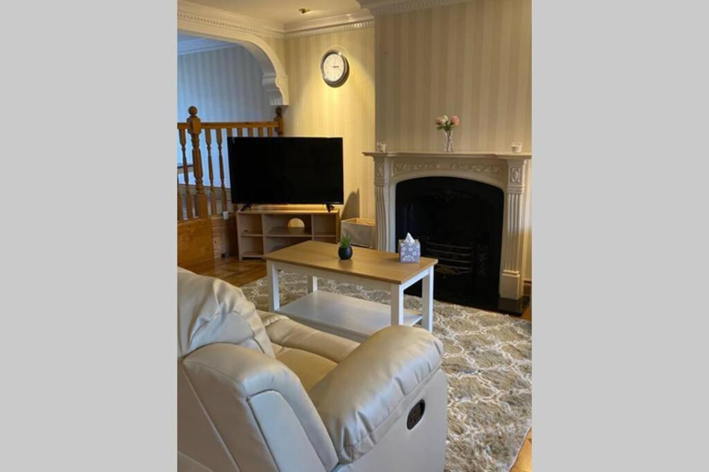 Comfy Home- Coley Park Рединг Екстериор снимка